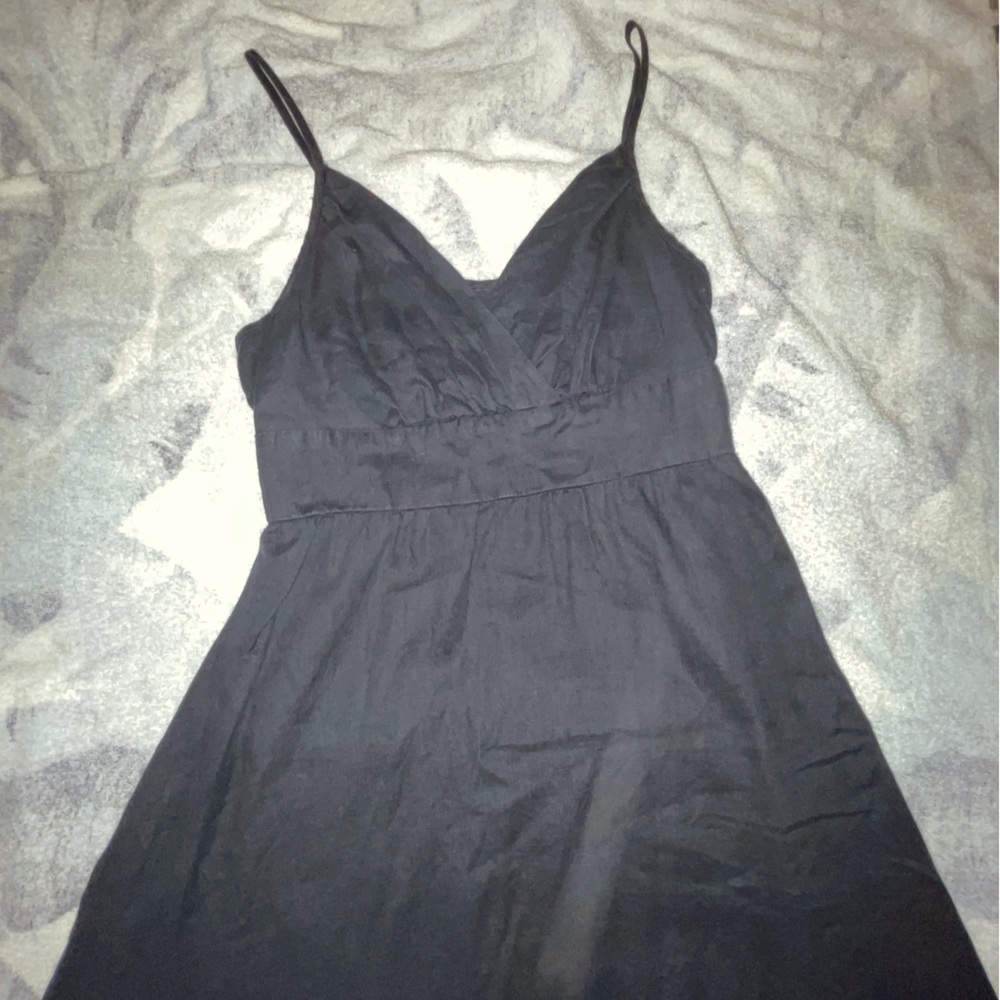 MOSSIMO- WOMENS MIDI DRESS- MATERIAL 100% LINEN- V-NECK